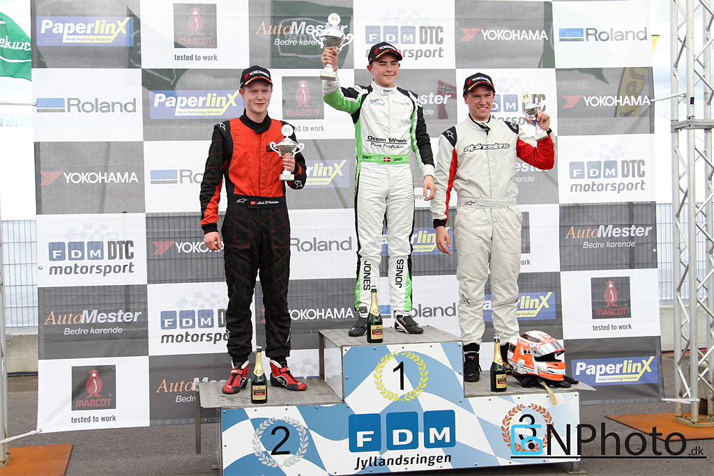 Podiet i heat 2 – Jonas Nielsen foran Mads Frederiksen og Andreas Top Jensen
(Foto: CNPhoto.dk)